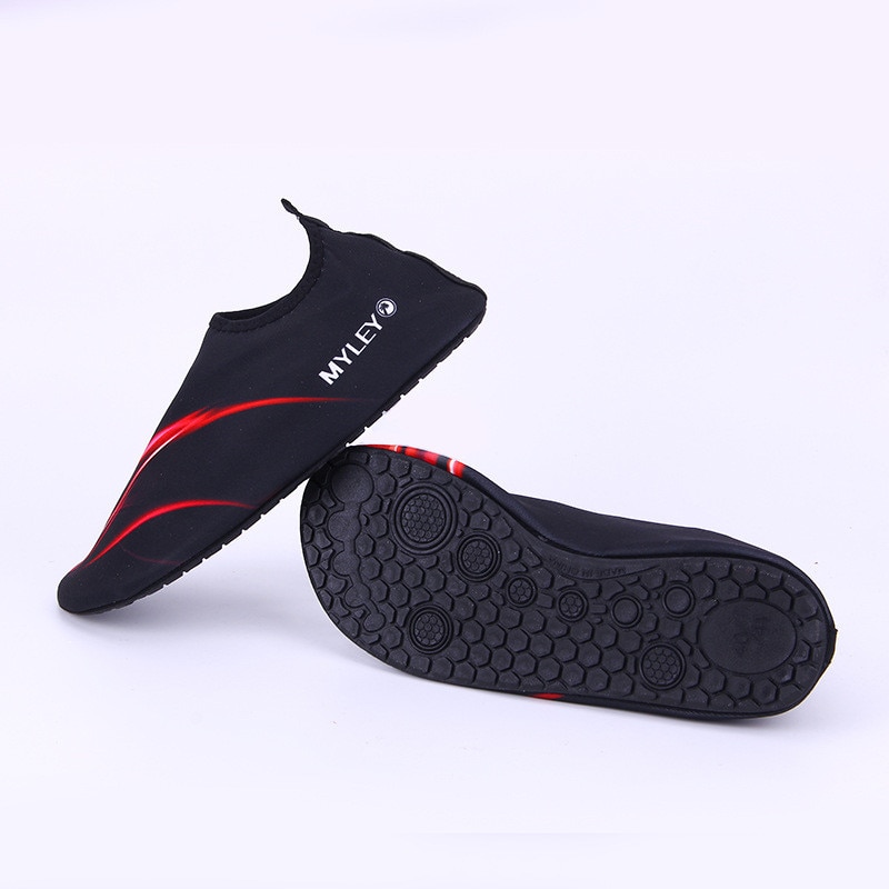 Swimming Water Shoes Men And Women Beach Camping Shoes Adult Unisex Flat Soft Walking Lover yoga Shoes sneakers zapatos de mujer