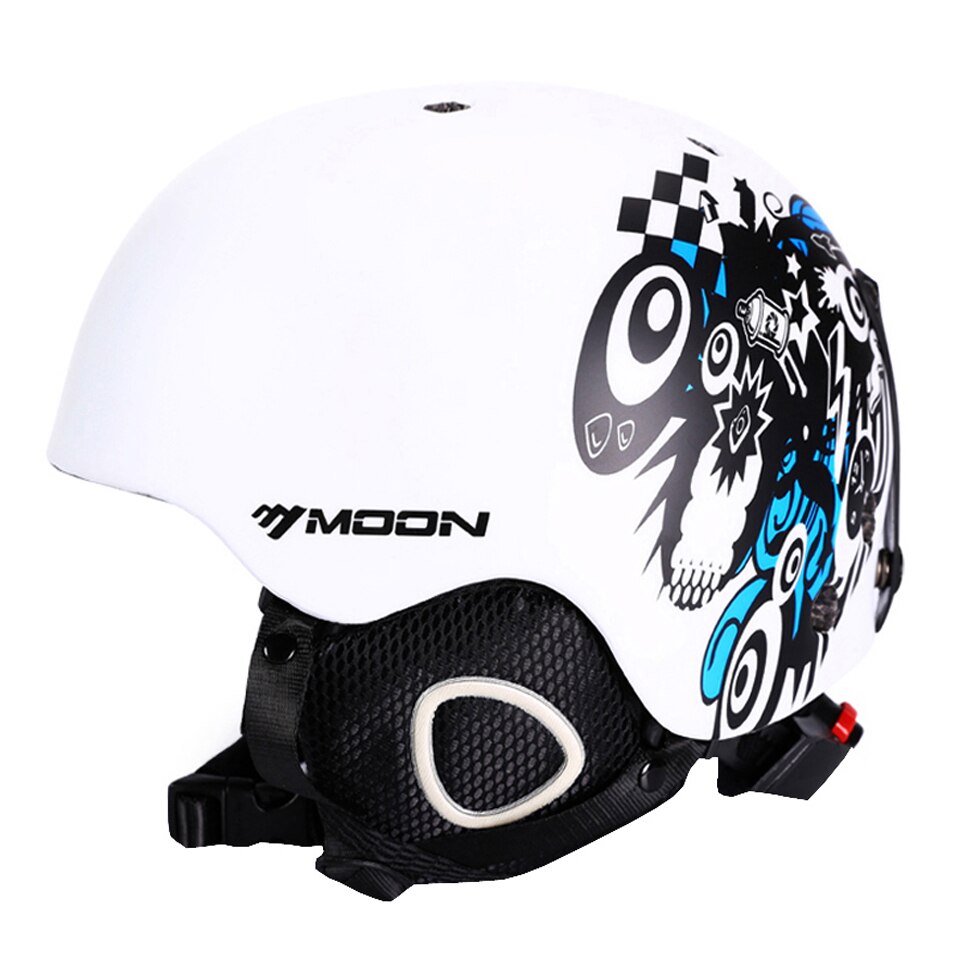 MOON Skateboard Snow Ski Snowboard Helmet Integrally-molded Ultralight Breathable Ski Helmet CE Certification S/M/L/XL
